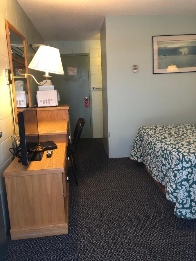 Chimo Motel Cochrane Eksteriør billede