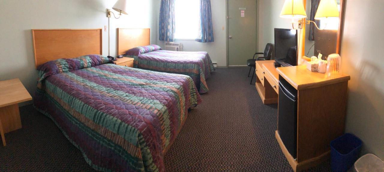 Chimo Motel Cochrane Eksteriør billede